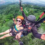 神山滑翔伞 + 德萨奶牛场